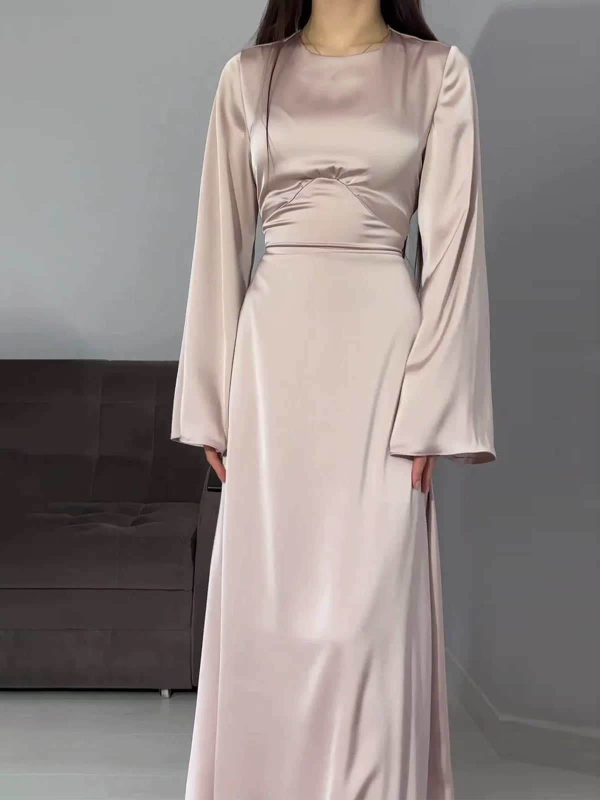 Shania satin Abaya